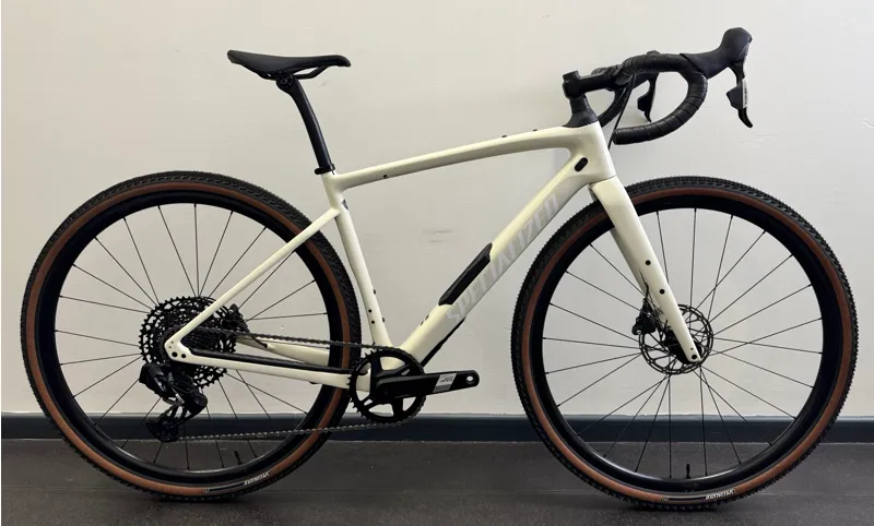 EX DEMO Specialized Diverge Comp 54 cm Carbon Gravel Bike 2024 in Gloss Birch/White