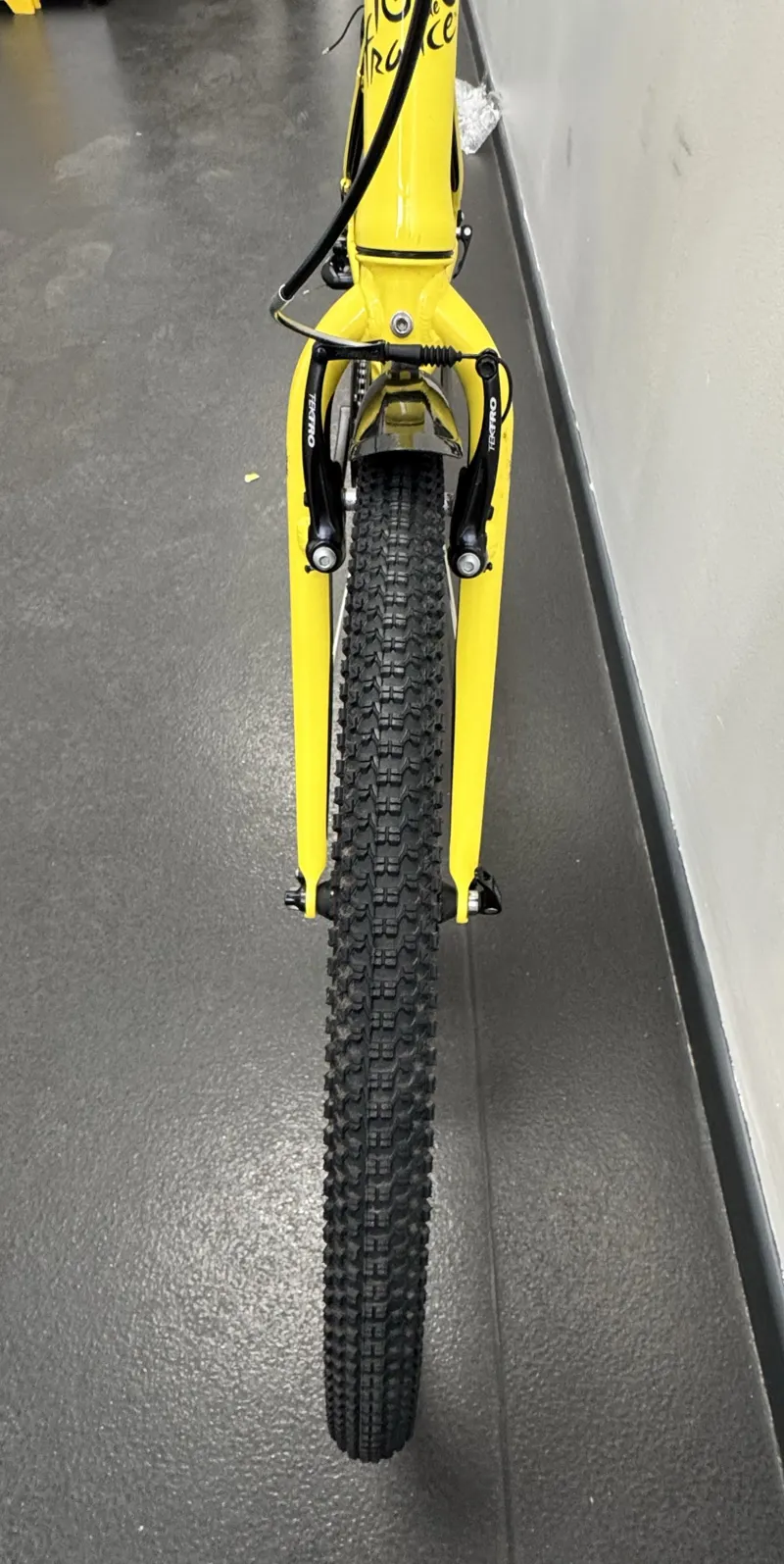 EX DEMOFrog Bikes 78 26 inch Wheel Kids Bike 2024 in Tour de France Yellow-10