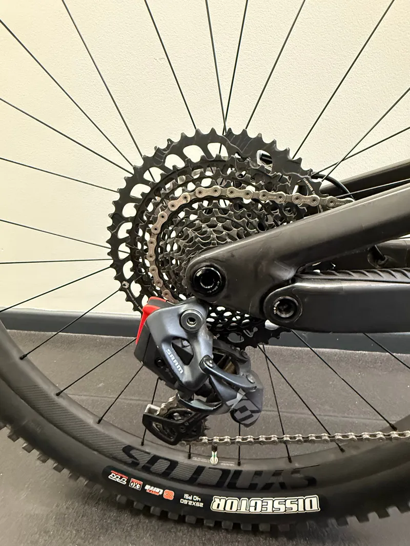 EX DEMO Scott Genius ST 900 Tuned Full Suspension Mountain Bike X-Large 2025 in Black/Green-3