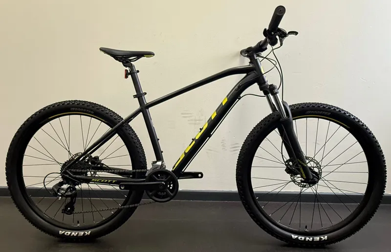 EX DISPLAY Scott Aspect 760 Mountain Bike Medium 2024 in Black