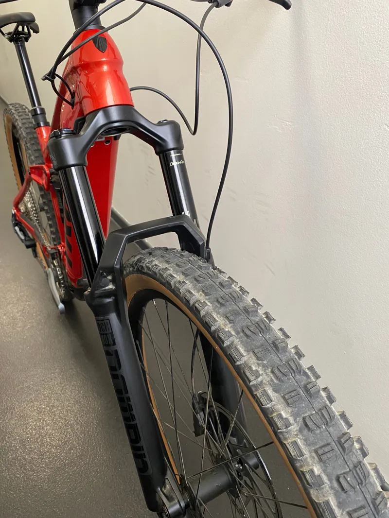 EX DEMO Trek Rail 8 GX AXS Electric Full Suspension Mountain Bike Medium 2025 in Lava Red-2