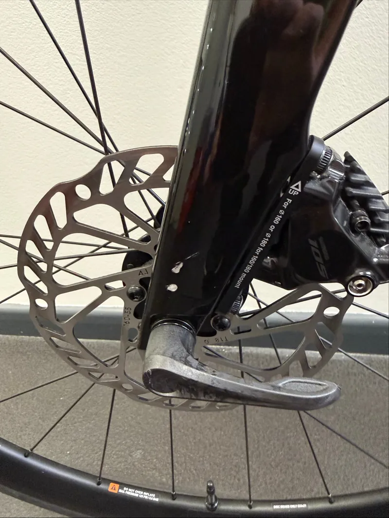 EX DISPLAY Giant Propel Advanced 2 Road Bike Medium 2025 in Carbon Smoke-2