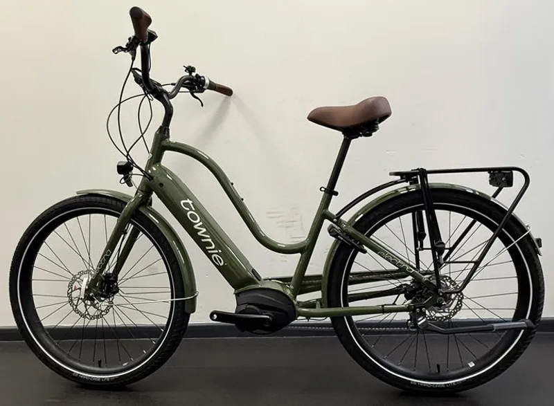 EX DISPLAY Electra Townie Path Go 5i Step Through Electric Hybrid Bike Medium 2025 in Olive -1