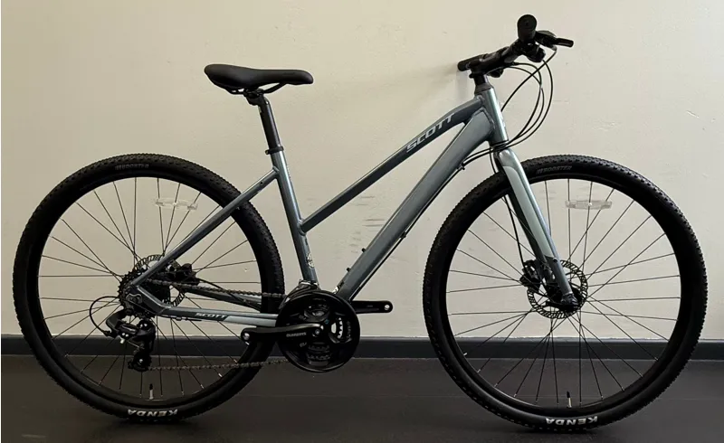 EX DEMO Scott Sub Cross 50 Women's Medium Hybrid Bike 2024 in Silver