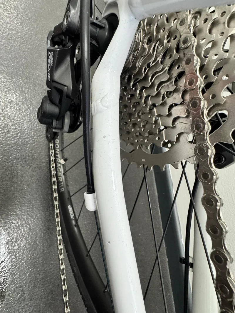 EX DEMO Trek FX 3 Disc Large Hybrid Bike 2024 in White-1