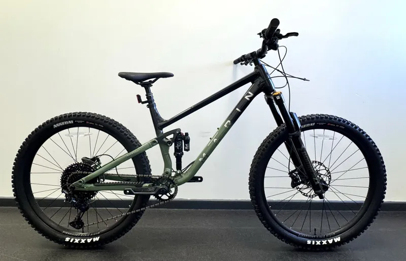 EX DISPLAY Marin Rift Zone XR 27.5 Large Full Suspension Mountain Bike 2024 in Green