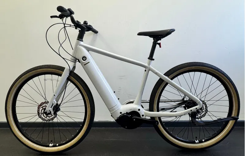 EX DEMO Momentum Transend E+ GTS Medium Electric Hybrid Bike 2024 in Lunar-1