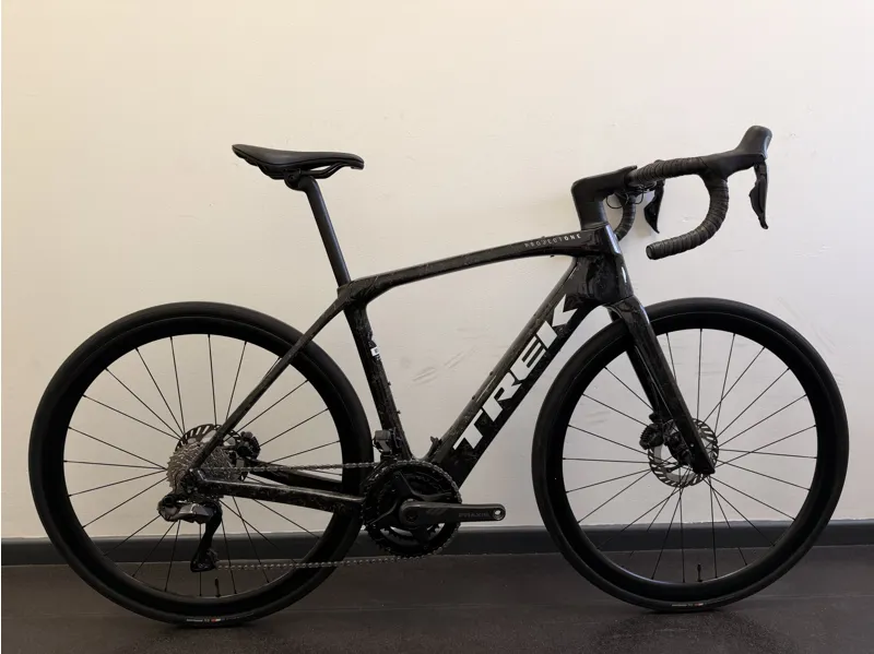 EX DEMO Trek Domane+ SLR 7 Ultegra Di2 Electric Road Bike 54cm 2026 in Carbon Smoke Prismatic Marble