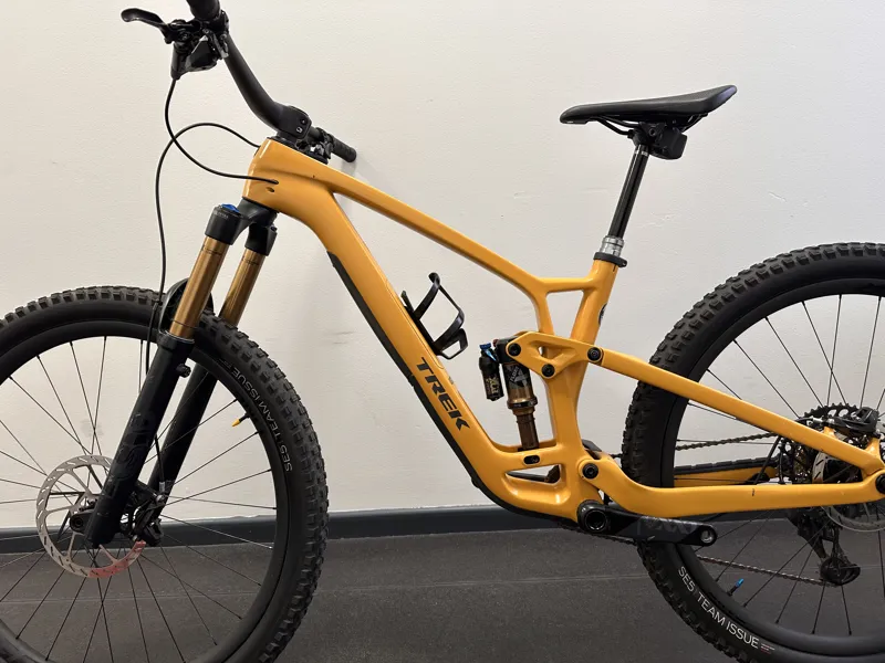 EX DEMO Trek Fuel EX 9.9 XX1 AXS Full Suspension Mountain Bike MediumLarge 2024 in Baja Yellow-3