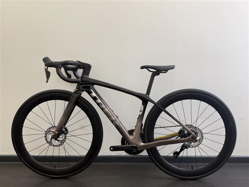 EX DISPLAY Trek Domane SL 7 Gen 4 Road Bike Size 47 2026 in Dark Star to Bronze Age Fade-2