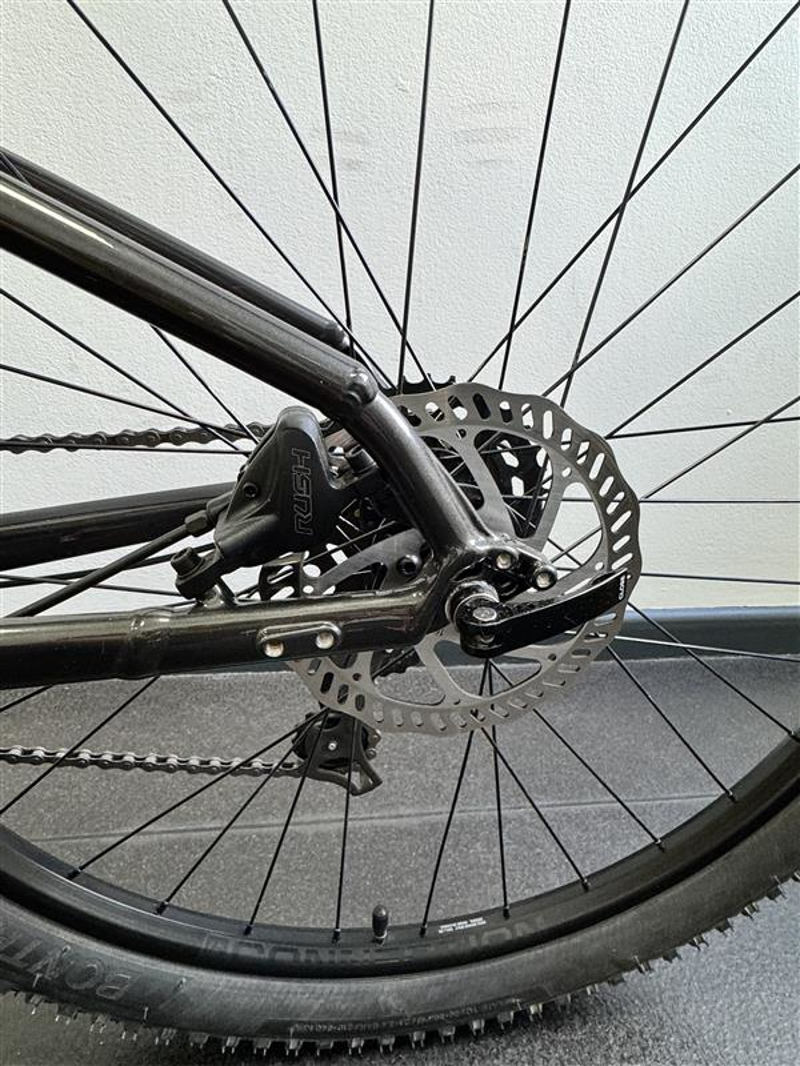 EX DEMO Trek Marlin 4 X-Small Hardtail Mountain Bike 2025 in Black-10