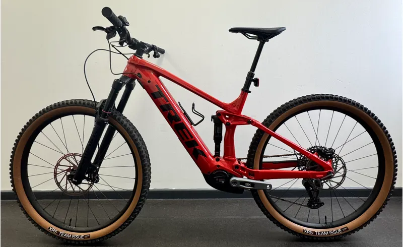 EX DEMO Trek Rail 8 GX AXS Large 625Wh Electric Full Suspension Mountain Bike 2024 in Lava Red-1