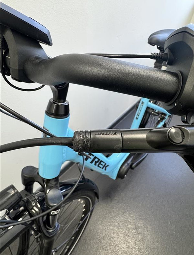 EX DEMO Trek Verve+ 2 Lowstep 500wh Small Electric Hybrid Bike 2024 in Azure Blue-2