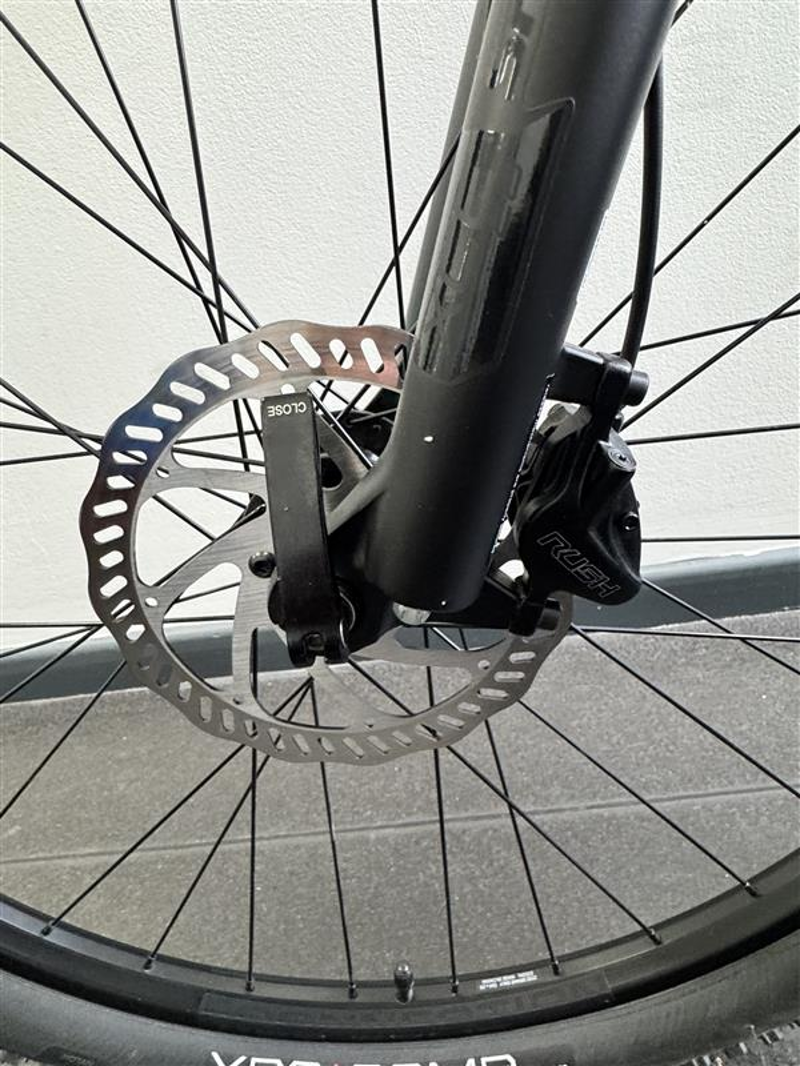 EX DEMO Trek Marlin 4 X-Small Hardtail Mountain Bike 2025 in Black-11