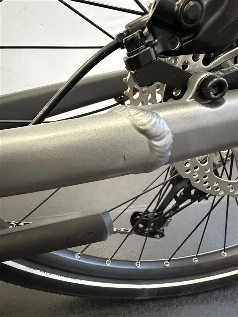 EX DISPLAY Cube Touring Hybrid EXC 625 Medium Electric Hybrid Bike 2025 in Grey/Metal -2