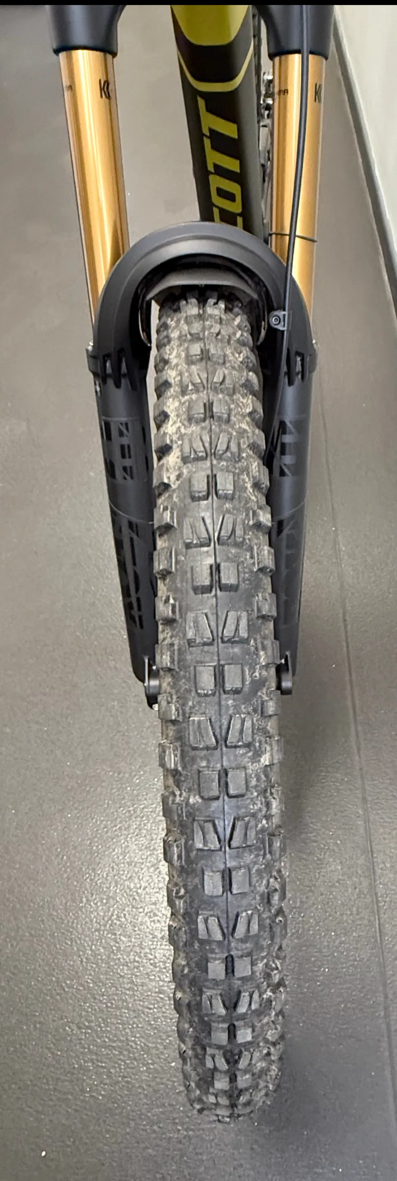 EX DEMO Scott Genius ST 900 Tuned Full Suspension Mountain Bike X-Large 2025 in Black/Green-6