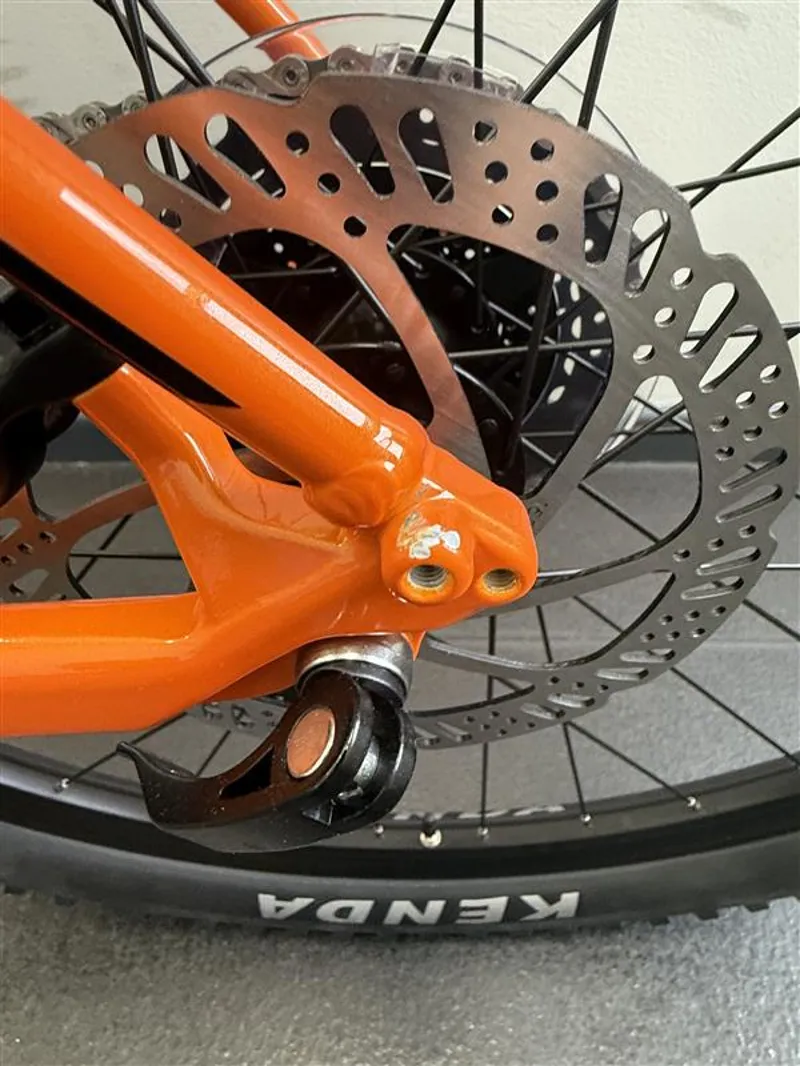 EX DISPLAY Scott Aspect 750 Mountain Bike Large 2024 in Orange-2