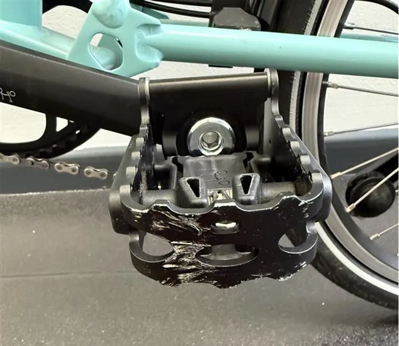 EX DEMO Brompton C Line 12-Speed Folding Bike Low 2025 in Turkish Green-2