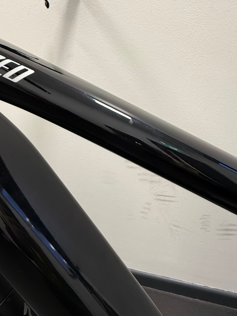 EX-DEMO Specialized Turbo Vado 4.0 Electric Hybrid Bikes Size Large 2025 in Cast Black/Silver-11