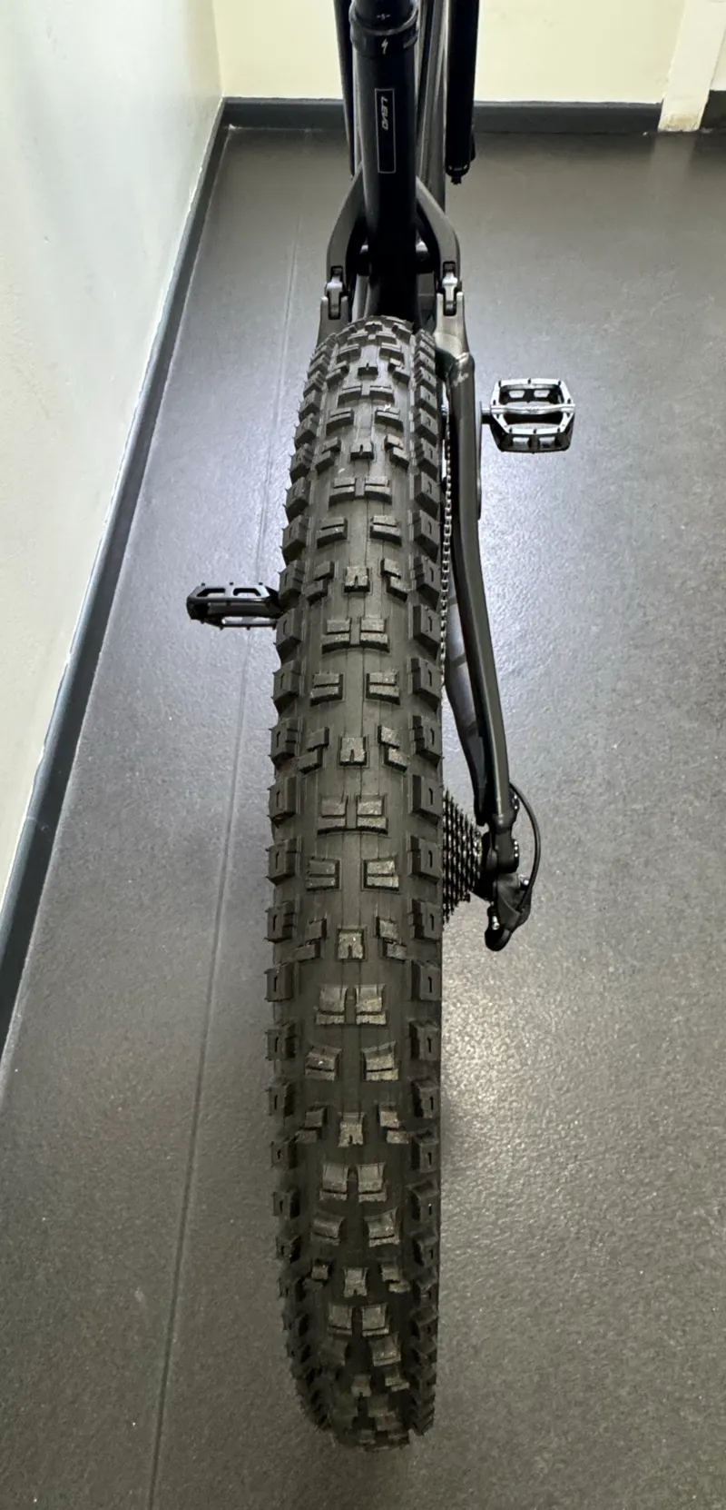 EX DEMO Specialized Turbo Levo Alloy S4 Full Suspension Electric Mountain Bike 2024 in Black and Silver-4