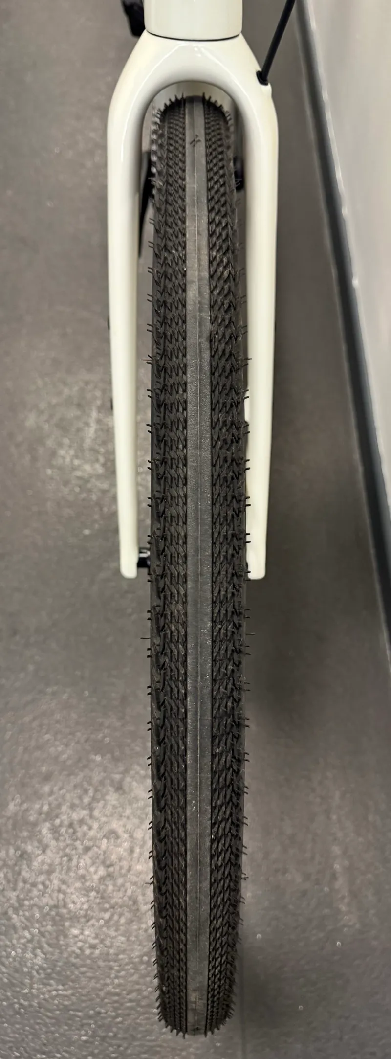 EX DEMO Specialized Diverge Comp 54 cm Carbon Gravel Bike 2024 in Gloss Birch/White-5