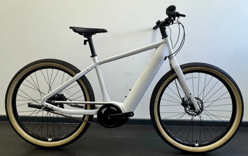 EX DEMO Momentum Transend E+ GTS Medium Electric Hybrid Bike 2024 in Lunar