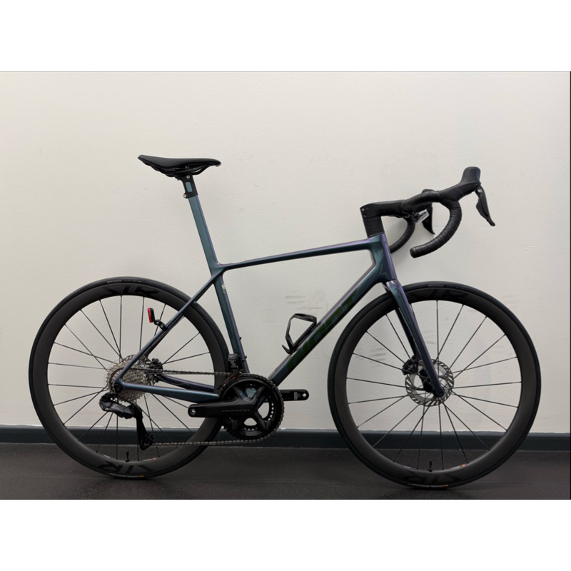 Balfes Bikes EX-DISPLAY Giant TCR Advanced SL 1 Di2 Size Medium Road Bike 2025 in Blue Dragonfly | Free postage over £30, £10 off first order, price match & 0% finance.
