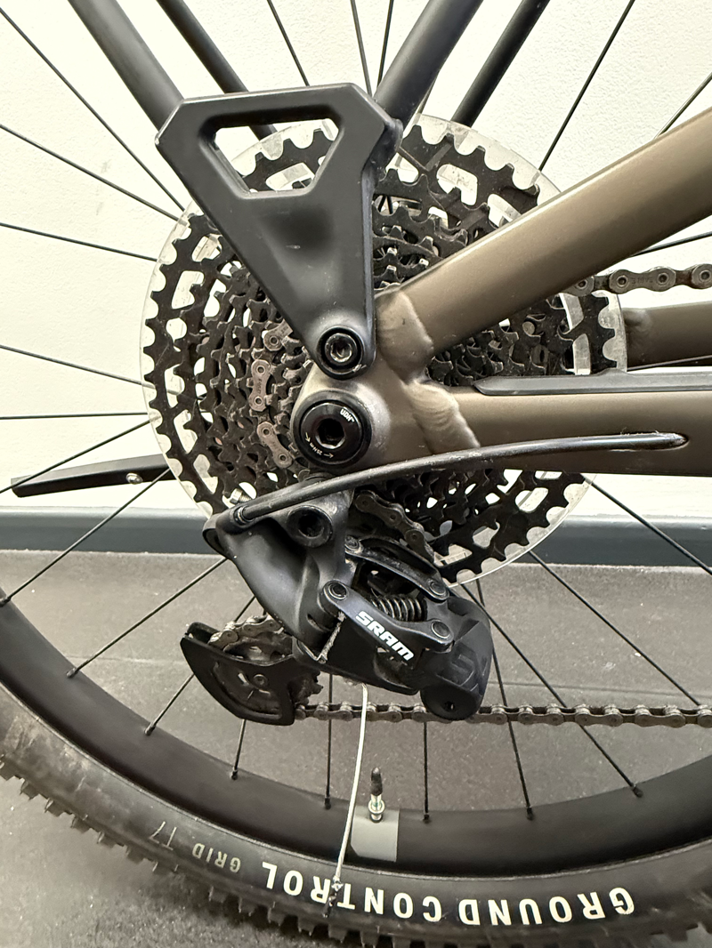 EX DEMO Specialized Turbo Tero X 4.0 Full Suspension Electric MTB Medium 2025 in Gunmetal/White-8