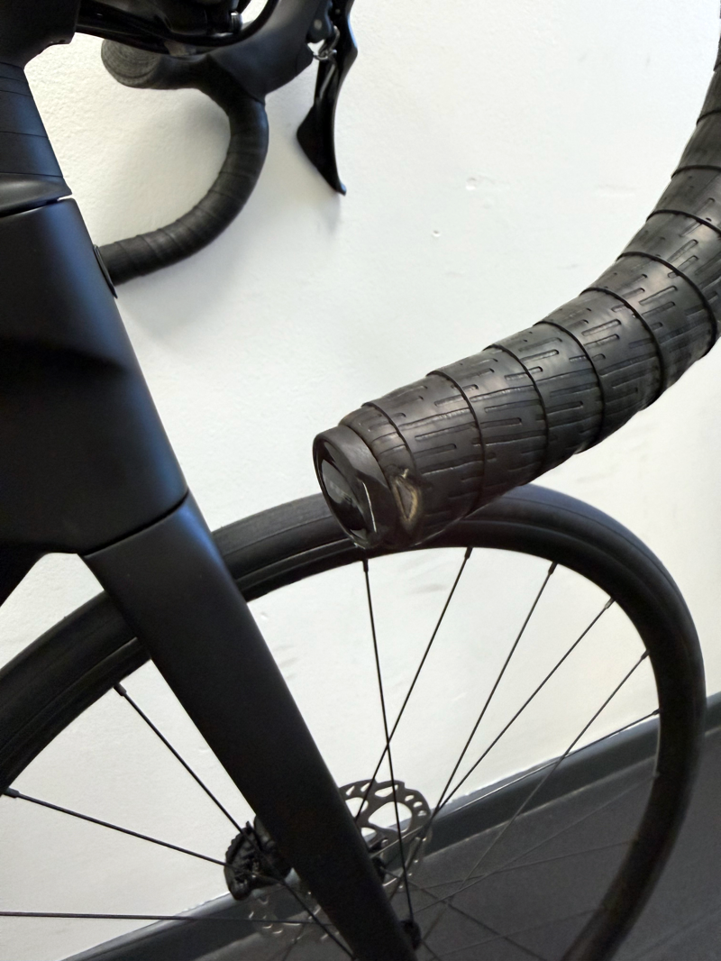 EX-DISPLAY Trek Madone SL 5 Gen 8 Road Bike Size Medium Large 2025 in Deep Smoke-4