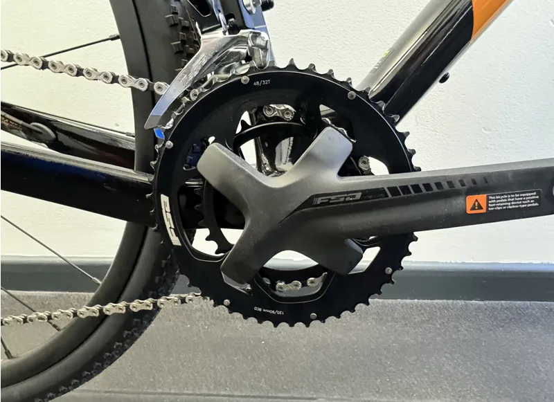 EX DEMO Giant Revolt Advanced 3 Gravel Bike Medium/Large 2024 in Black-3