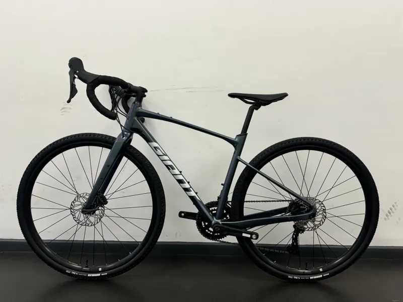 EX DEMO Giant Revolt 0 Small Gravel Bike 2024 in Gloss Blue Dragonfly-1