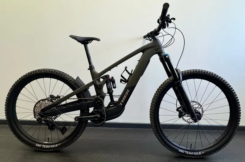 EX DEMO Trek Slash+ 9.7 SLX/XT Medium Electric Full Suspension Mountain Bike in Olive Drab