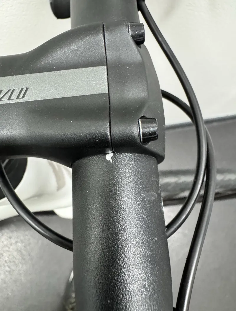 EX DISPLAY Specialized Tarmac SL7 Sport 105 Road Bike 54cm 2024 in Dune White/Chaos Pearl-3