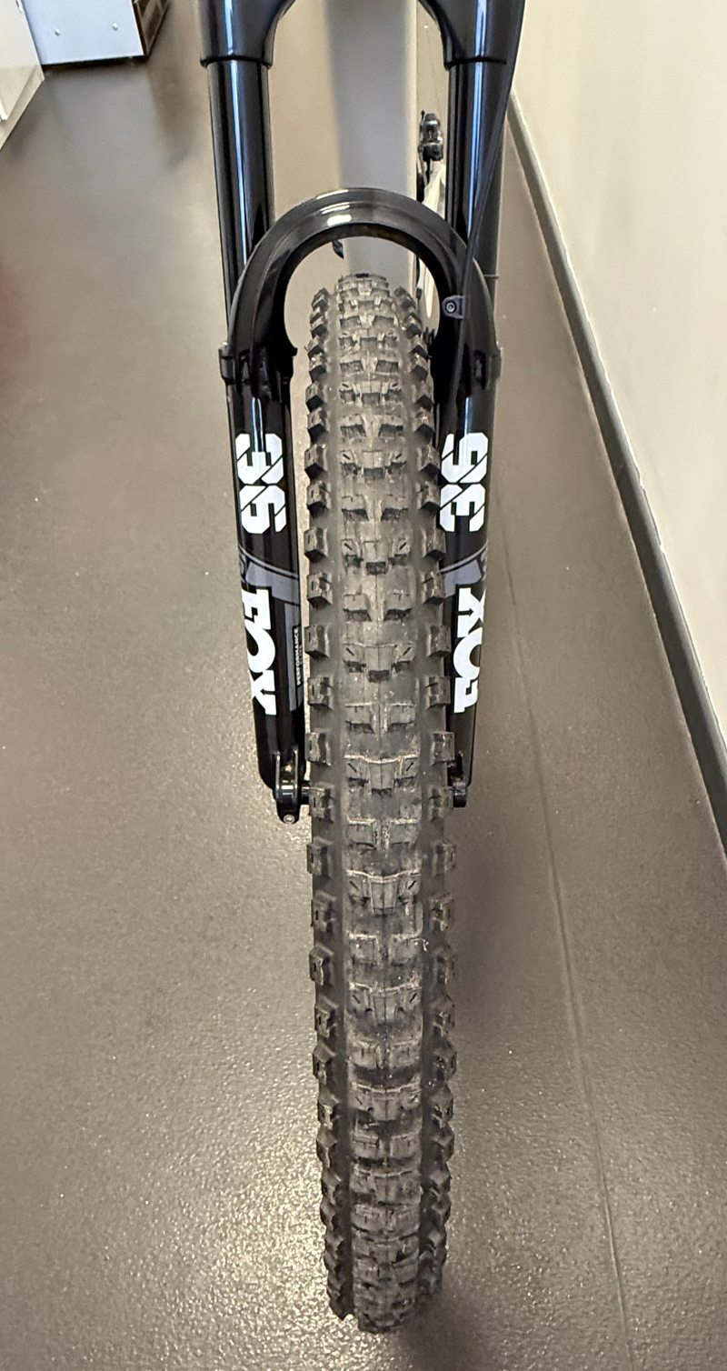 EX-DEMO Bold Linkin 135 Ultimate Full Suspension Mountain Bike Size Medium in White-5