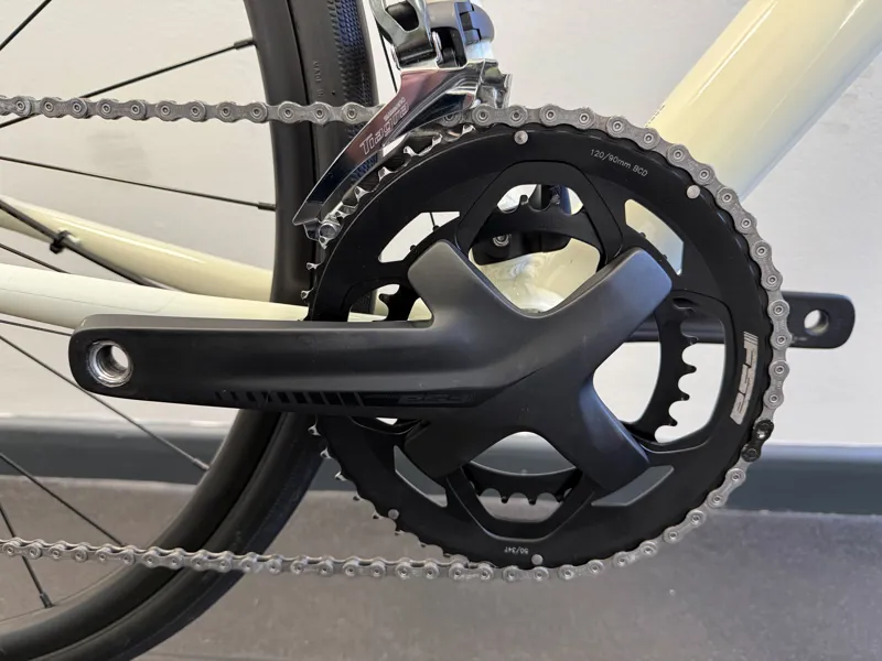 EX DEMO Trek Domane AL 4 Gen 4 Road Bike 49cm 2026 in Era White-3