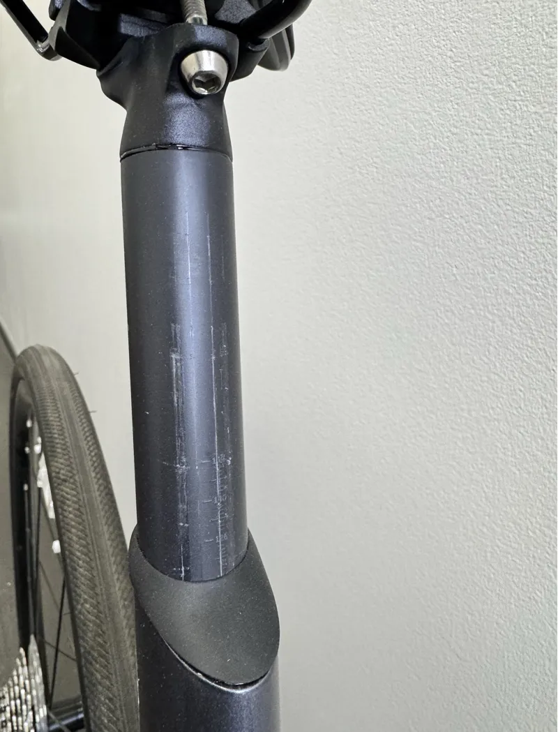 EX DEMO Liv Avail AR 2 Medium Women's Road Bike 2024 in Liquid Metal-6