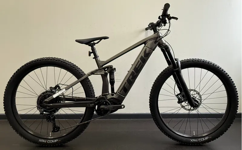 EX DISPLAY Trek Rail 5 Deore 625Wh Medium Full Suspension Electric Mountain Bike 2024 in Mercury