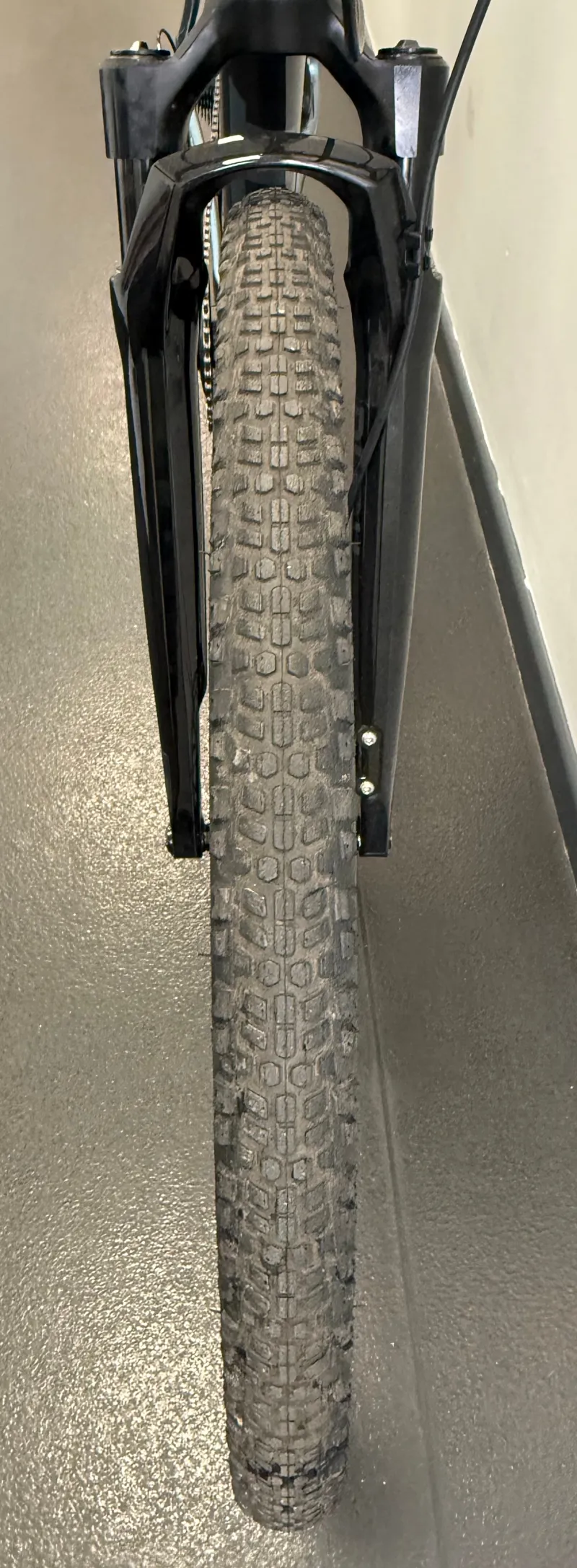 EX DEMO Giant Revolt X 1 Large Gravel Bike 2025 in Cold Night-4