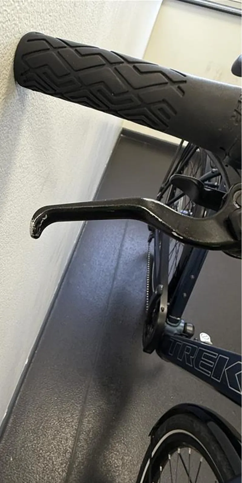 EX DEMO Trek Fx+ 2 X-Large Electric Hybrid Bike 2025 in Mulsanne Blue-2