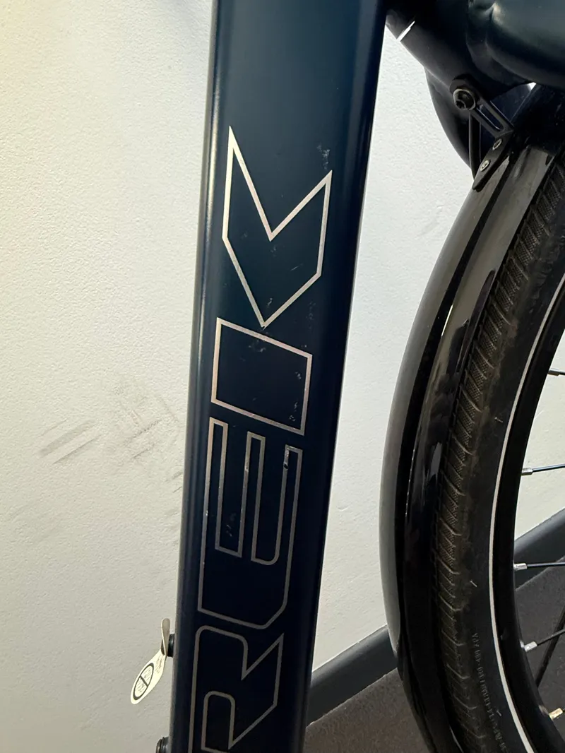 EX DEMO Trek Fx+ 2 X-Large Electric Hybrid Bike 2025 in Mulsanne Blue-6