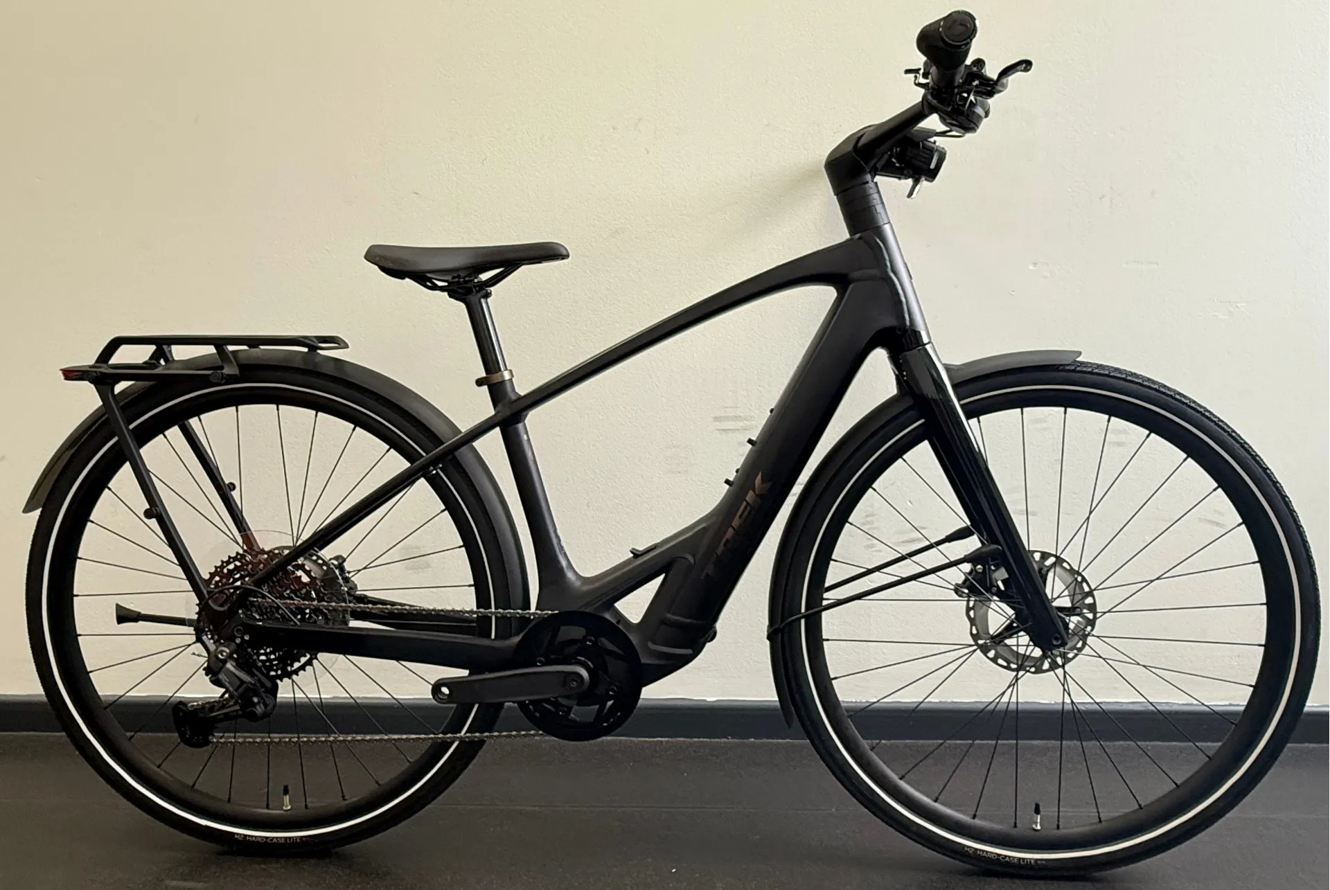 EX DISPLAY Trek FX+ 7 Electric Hybrid Bike Medium 2026 in Dark Star