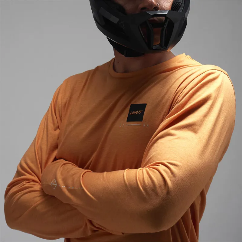 Leatt Gravity 3.0 Jr MTB Long Sleeve Jersey in Lager Yellow-4