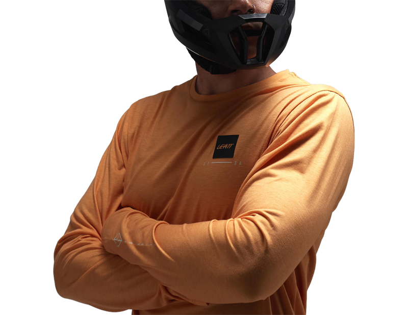 Leatt Gravity 3.0 MTB Long Sleeve Jersey in Lager Yellow-3