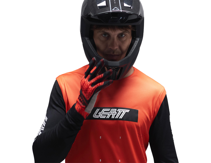 Leatt Gravity 8.0 MTB Long Sleeve Jersey in Race Red-4