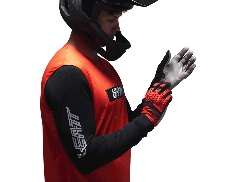 Leatt Gravity 8.0 MTB Long Sleeve Jersey in Race Red-5