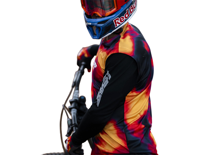 Leatt Gravity 8.0 MTB Long Sleeve Jersey in Heatmap Red-3