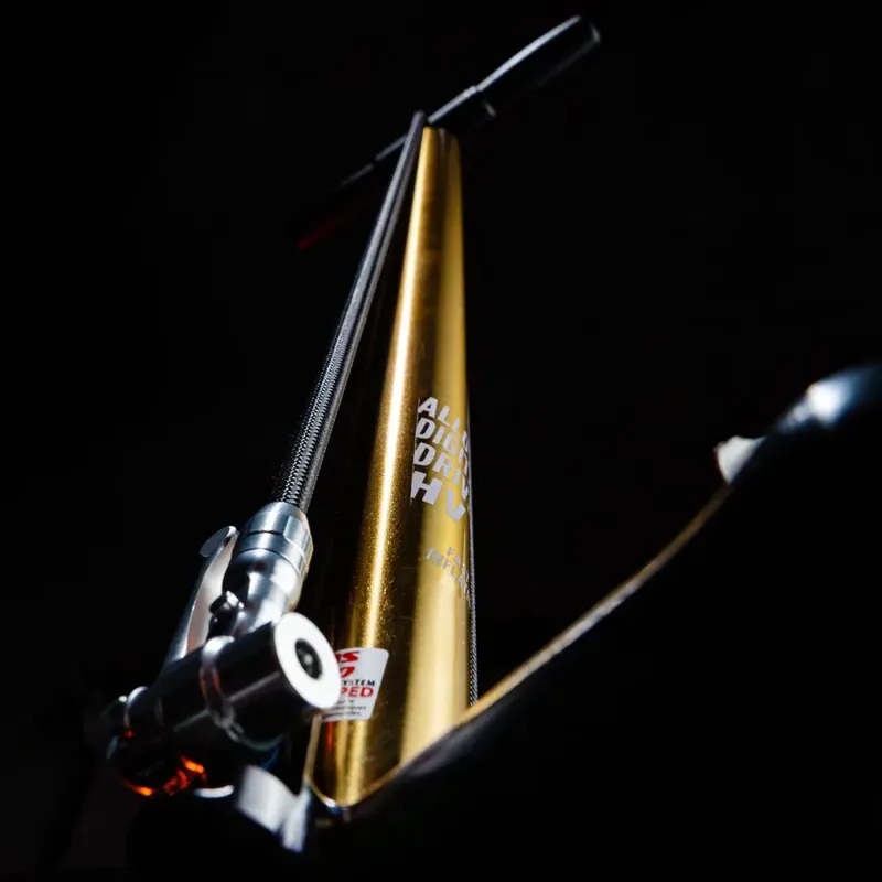 Lezyne 18K Digital Drive With Presta Pro Head Floor Pump in Gold-4
