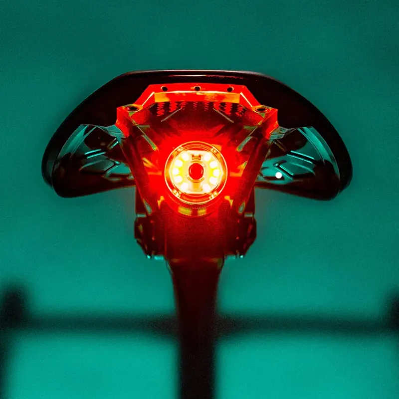 Lezyne Saddle Drive 250 Rear Light in Black-7