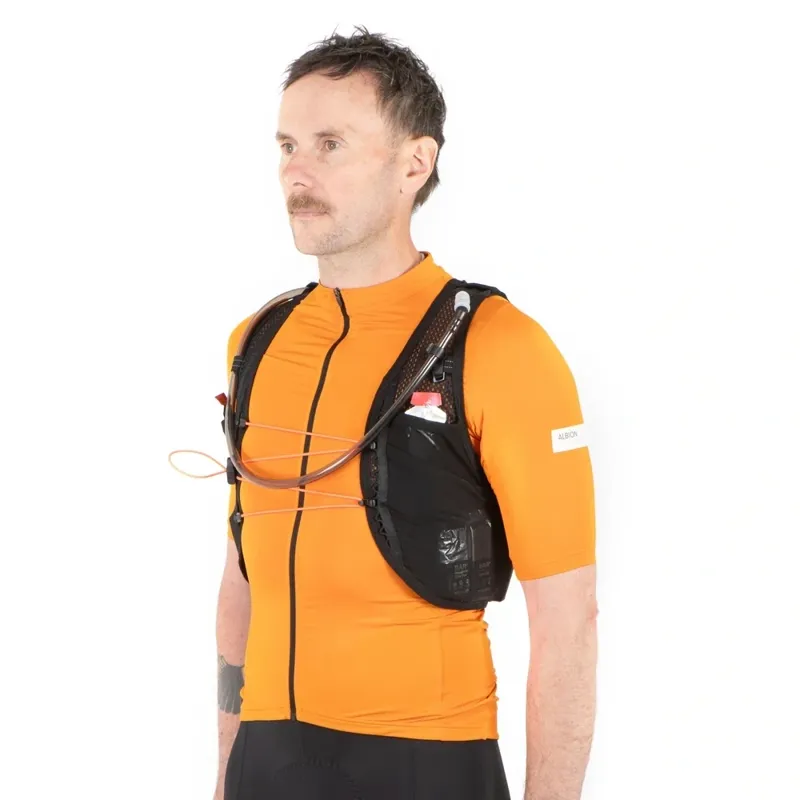 Restrap Lightweight Race Hydration Vest Large/XL in Black-2