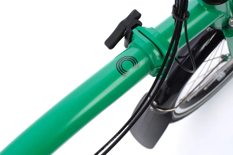 Brompton Electric C Line 4-Speed Folding Bike 2026 in Palm Green-5